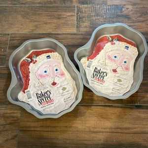 Two want wilton cake pan brownie pan baking